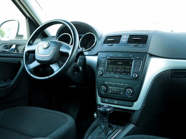 Skoda Yeti I с пробегом 2012 года, цена 1 179 000 рублей, 201000 км, внедорожник, Автокод Объявления