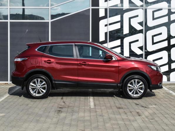 Nissan Qashqai II с пробегом 2015 года, цена 1 550 000 рублей, 116759 км, внедорожник, Автокод Объявления