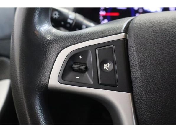 Hyundai Solaris I с пробегом 2014 года, цена 648 000 рублей, 119827 км, хэтчбек, Автокод Объявления