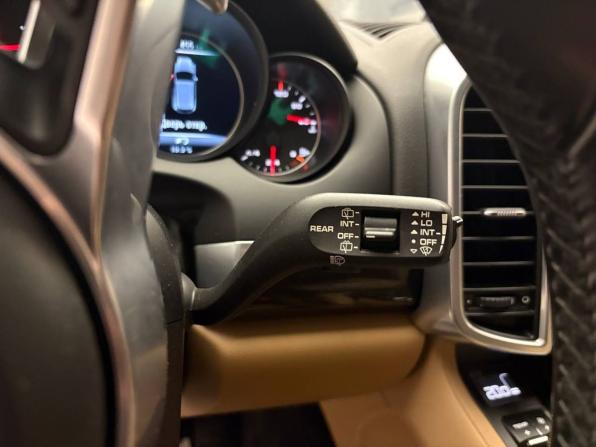 Porsche Cayenne II Рестайлинг (958) с пробегом 2017 года, цена 3 989 000 рублей, 138000 км, внедорожник, Автокод Объявления