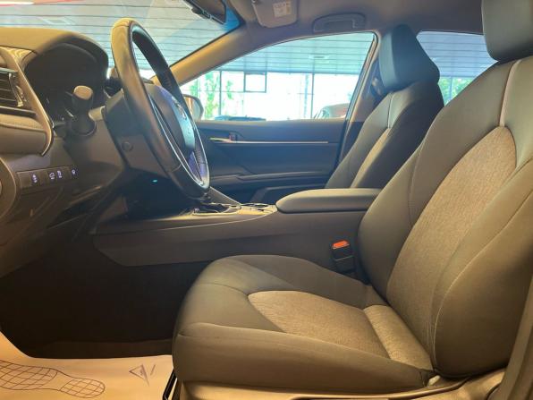 Toyota Camry VIII (XV70) Рестайлинг с пробегом 2021 года, цена 3 058 000 рублей, 59000 км, седан, Автокод Объявления