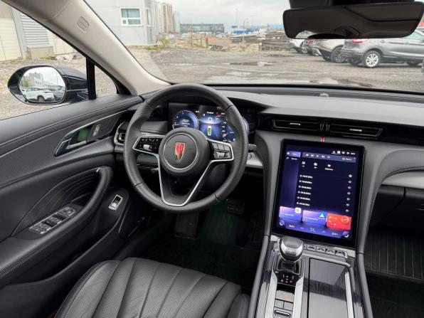 Hongqi H5 II с пробегом 2024 года, цена 3 225 000 рублей, 17846 км, седан, Автокод Объявления