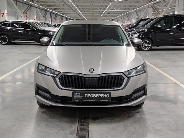 Skoda Octavia IV (A8) с пробегом 2021 года, цена 2 480 000 рублей, 83401 км, лифтбек, Автокод Объявления