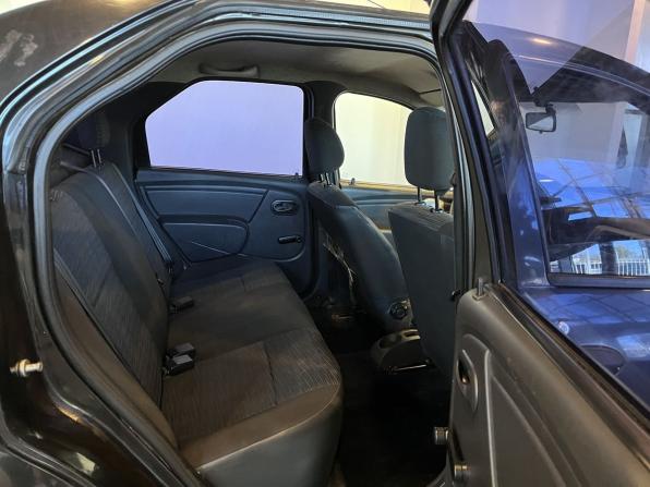 Renault Logan I Рестайлинг с пробегом 2011 года, цена 270 000 рублей, 387127 км, седан, Автокод Объявления