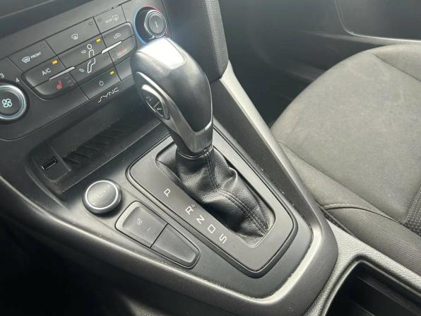 Ford Focus III Рестайлинг с пробегом 2017 года, цена 979 750 рублей, 176205 км, хэтчбек, Автокод Объявления