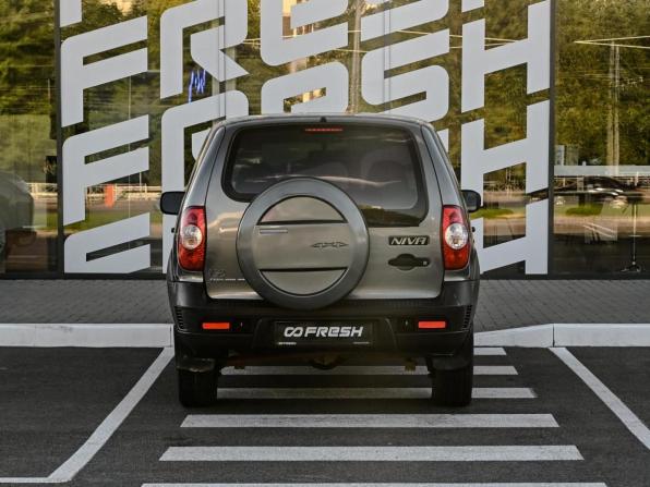 Chevrolet Niva I Рестайлинг с пробегом 2011 года, цена 510 000 рублей, 122340 км, внедорожник, Автокод Объявления