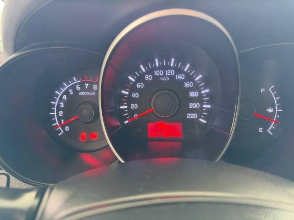 Kia Rio III Рестайлинг с пробегом 2016 года, цена 843 000 рублей, 162460 км, хэтчбек, Автокод Объявления