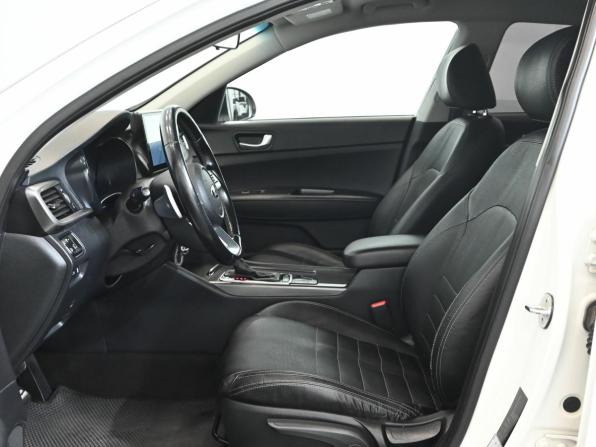 Kia Optima IV Рестайлинг с пробегом 2019 года, цена 2 250 000 рублей, 103473 км, седан, Автокод Объявления