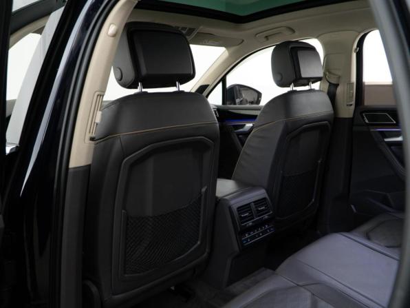 Volkswagen Touareg III с пробегом 2019 года, цена 4 246 900 рублей, 169765 км, внедорожник, Автокод Объявления
