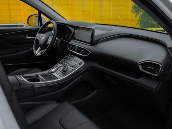 Hyundai Santa Fe IV Рестайлинг с пробегом 2021 года, цена 3 949 000 рублей, 35697 км, внедорожник, Автокод Объявления