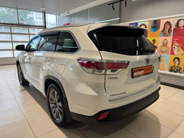 Toyota Highlander III (XU50) с пробегом 2014 года, цена 2 549 000 рублей, 278000 км, внедорожник, Автокод Объявления