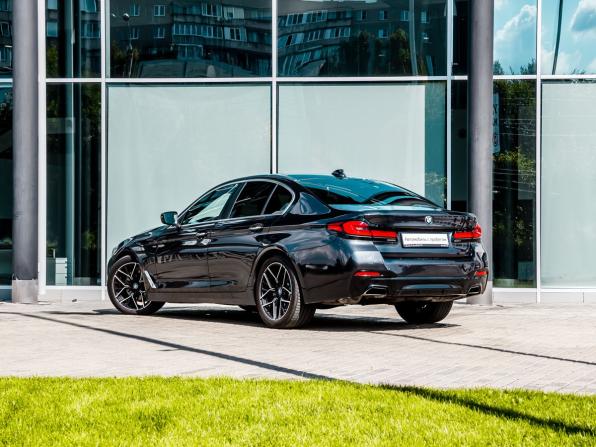 BMW 5 серии VII (G30/G31/G38) с пробегом 2018 года, цена 2 800 000 рублей, 158904 км, седан, Автокод Объявления