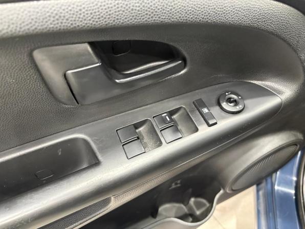 Kia Venga I с пробегом 2012 года, цена 750 000 рублей, 211100 км, минивэн, Автокод Объявления
