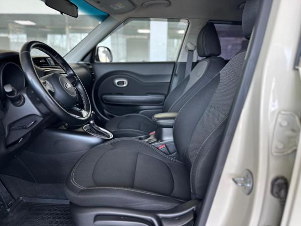 Kia Soul II Рестайлинг с пробегом 2019 года, цена 1 695 000 рублей, 30000 км, хэтчбек, Автокод Объявления