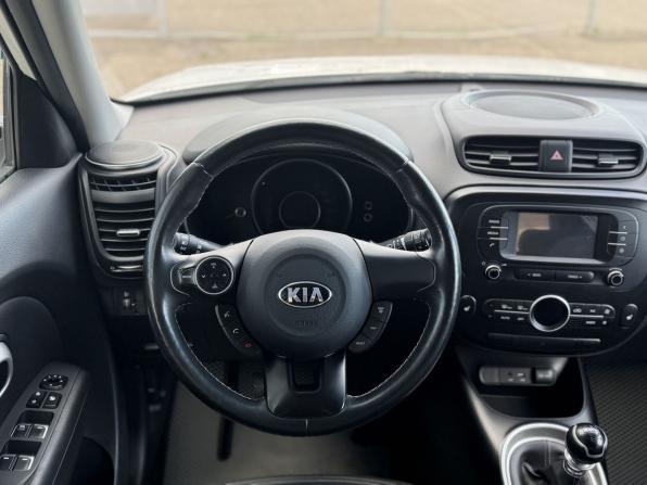 Kia Soul II Рестайлинг с пробегом 2018 года, цена 1 415 000 рублей, 86983 км, хэтчбек, Автокод Объявления