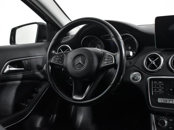 Mercedes-Benz GLA I (X156) с пробегом 2017 года, цена 1 999 900 рублей, 165009 км, внедорожник, Автокод Объявления