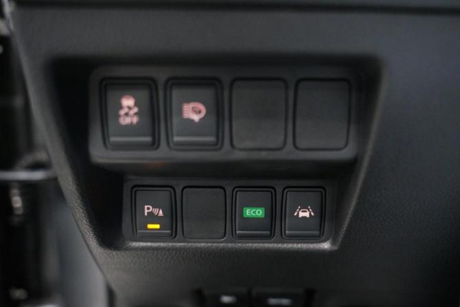 Nissan Qashqai II с пробегом 2017 года, цена 1 690 000 рублей, 160500 км, внедорожник, Автокод Объявления