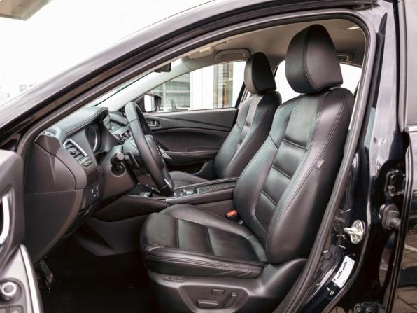 Mazda 6 III (GJ) Рестайлинг с пробегом 2018 года, цена 1 675 000 рублей, 109000 км, седан, Автокод Объявления