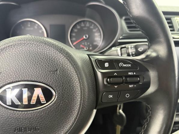 Kia Rio IV с пробегом 2018 года, цена 1 349 000 рублей, 168500 км, седан, Автокод Объявления