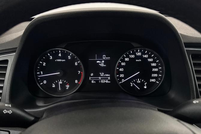 Hyundai Elantra VI (AD) с пробегом 2017 года, цена 1 390 000 рублей, 119348 км, седан, Автокод Объявления