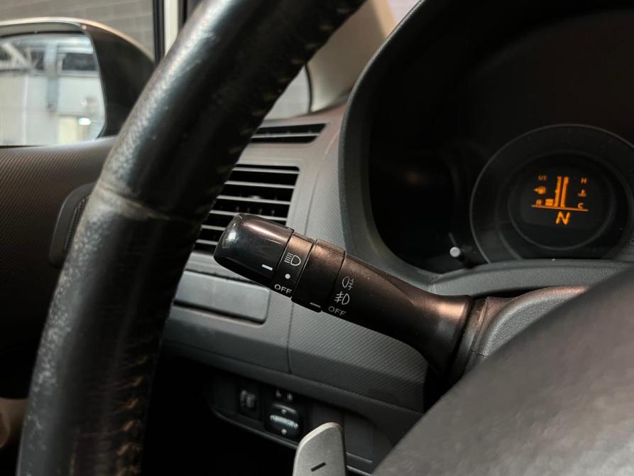 Toyota Auris I Челябинск  - изображение 16