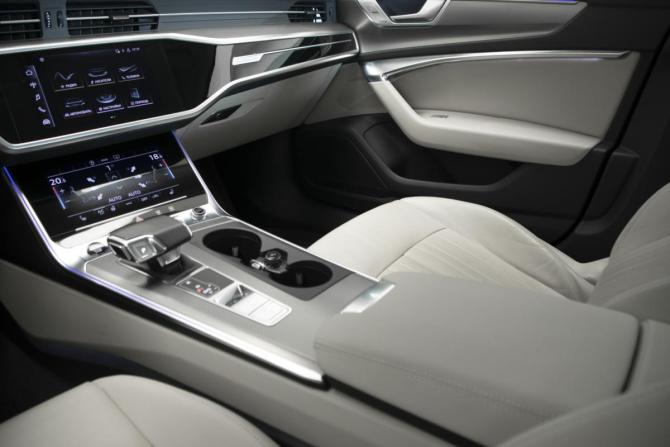 Audi A6 V (C8) с пробегом 2021 года, цена 4 450 000 рублей, 62800 км, седан, Автокод Объявления