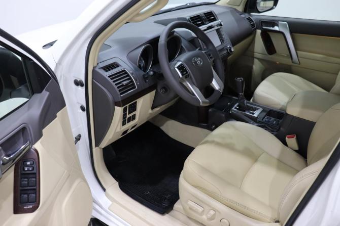 Toyota Land Cruiser Prado 150 Series Рестайлинг 1 с пробегом 2016 года, цена 4 780 000 рублей, 74709 км, внедорожник, Автокод Объявления