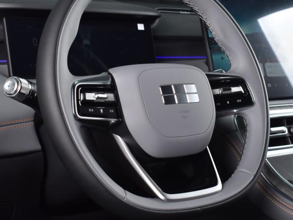Geely Galaxy M7 с пробегом 2026 года, цена 3 849 995 рублей, 12 км, внедорожник, Автокод Объявления