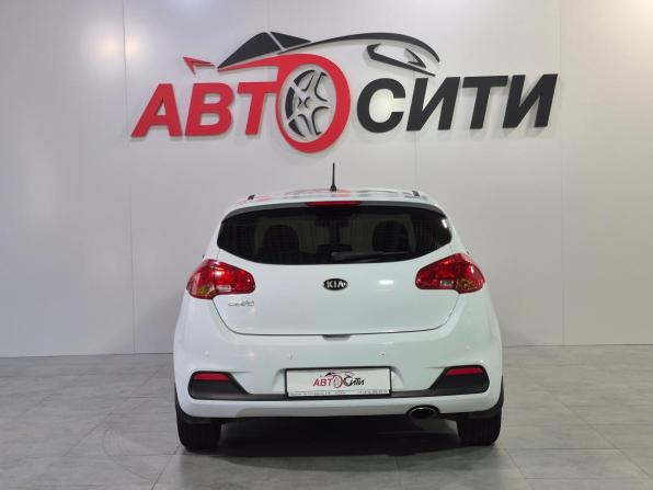Kia Ceed II с пробегом 2014 года, цена 1 030 000 рублей, 107000 км, хэтчбек, Автокод Объявления