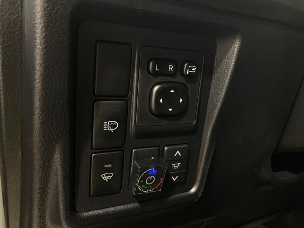 Toyota Land Cruiser Prado 150 Series с пробегом 2010 года, цена 2 691 000 рублей, 157362 км, внедорожник, Автокод Объявления