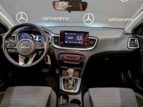 Kia Ceed III Рестайлинг с пробегом 2022 года, цена 2 250 000 рублей, 71500 км, хэтчбек, Автокод Объявления