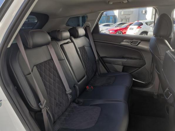 Kia Sportage V с пробегом 2022 года, цена 3 599 000 рублей, 41184 км, внедорожник, Автокод Объявления