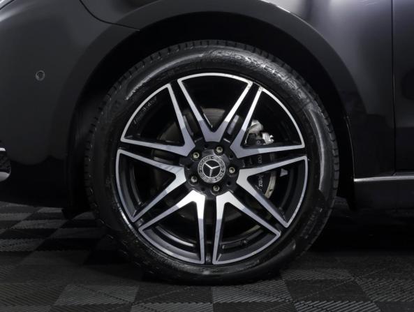 Mercedes-Benz V-Класс III (W447) Рестайлинг с пробегом 2021 года, цена 7 900 000 рублей, 51391 км, минивэн, Автокод Объявления