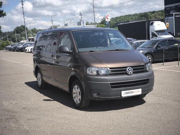 Volkswagen Caravelle T5 Рестайлинг с пробегом 2013 года, цена 1 399 000 рублей, 456188 км, минивэн, Автокод Объявления