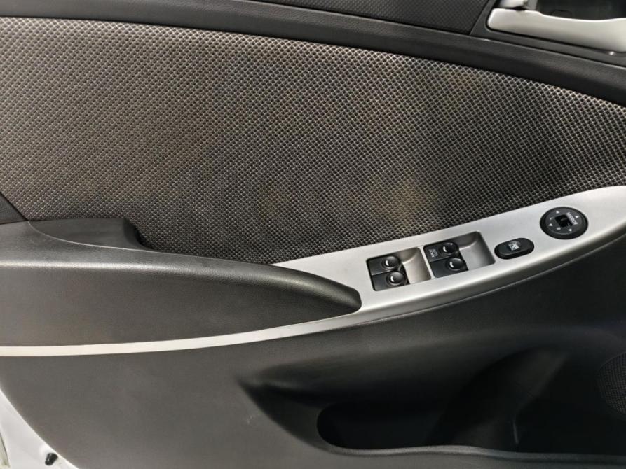 Hyundai Solaris I Курск  - изображение 14