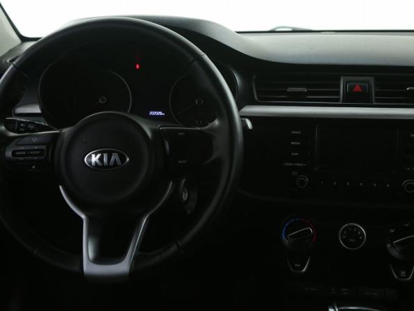 Kia Rio IV с пробегом 2018 года, цена 899 000 рублей, 202000 км, седан, Автокод Объявления
