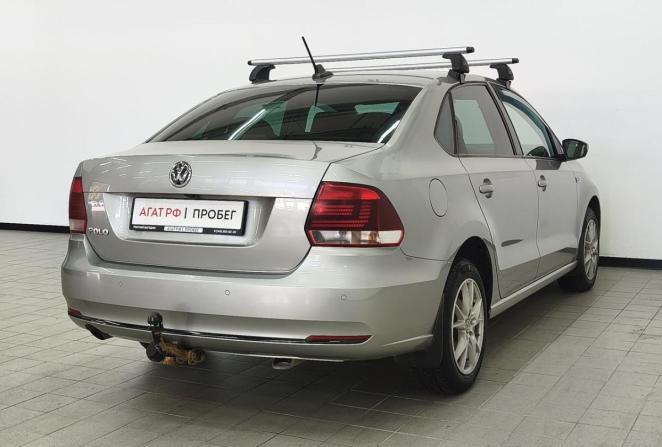 Volkswagen Polo V Рестайлинг с пробегом 2018 года, цена 1 300 000 рублей, 85416 км, седан, Автокод Объявления