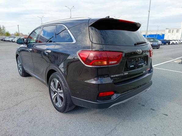 Kia Sorento III Prime Рестайлинг с пробегом 2018 года, цена 2 999 995 рублей, 34486 км, внедорожник, Автокод Объявления