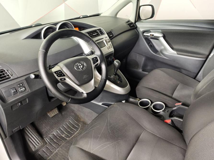 Toyota Verso I Москва  - изображение 18
