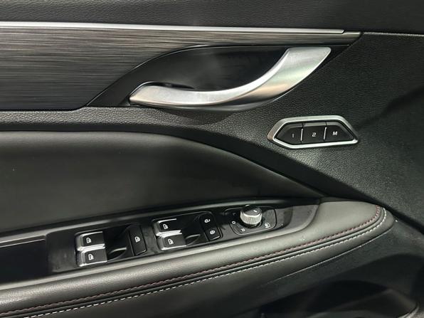 Geely Tugella I Рестайлинг с пробегом 2023 года, цена 2 590 000 рублей, 48791 км, внедорожник, Автокод Объявления