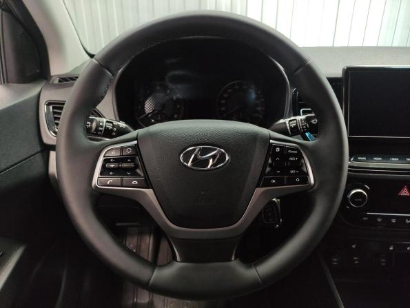 Hyundai Solaris II Рестайлинг с пробегом 2021 года, цена 1 495 000 рублей, 164480 км, седан, Автокод Объявления