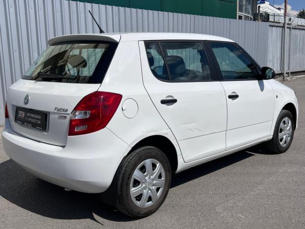 Skoda Fabia II Рестайлинг с пробегом 2011 года, цена 521 000 рублей, 132865 км, хэтчбек, Автокод Объявления
