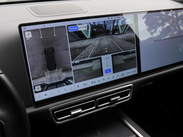 Li Auto (Lixiang) L9 I с пробегом 2023 года, цена 6 870 000 рублей, 31700 км, внедорожник, Автокод Объявления