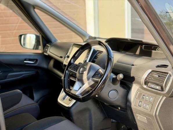 Nissan Serena V (C27) с пробегом 2016 года, цена 1 950 000 рублей, 181000 км, минивэн, Автокод Объявления