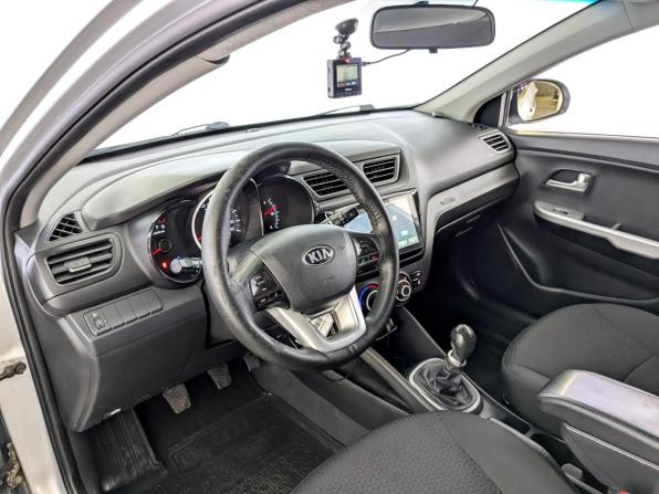 Kia Rio III с пробегом 2013 года, цена 850 000 рублей, 155030 км, хэтчбек, Автокод Объявления
