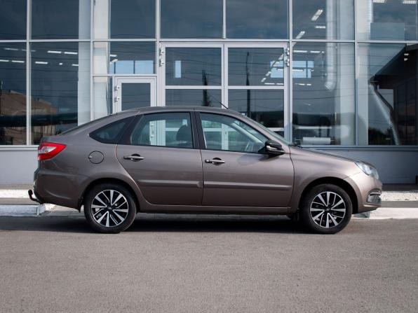Lada (ВАЗ) Granta I Рестайлинг с пробегом 2022 года, цена 570 000 рублей, 355679 км, лифтбек, Автокод Объявления