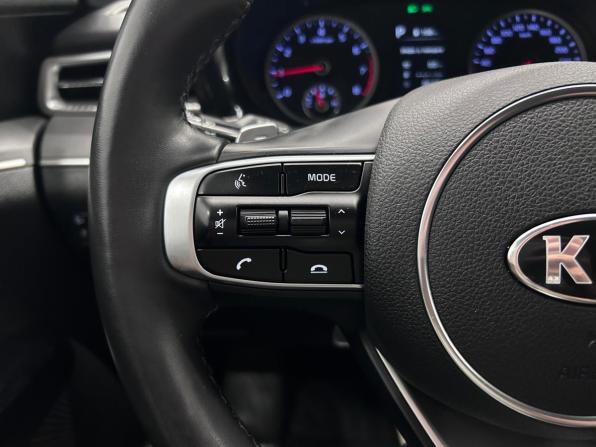 Kia K5 III с пробегом 2019 года, цена 2 499 000 рублей, 65158 км, седан, Автокод Объявления