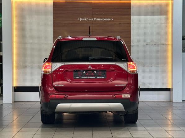 Mitsubishi Outlander III Рестайлинг с пробегом 2014 года, цена 1 999 990 рублей, 119598 км, внедорожник, Автокод Объявления