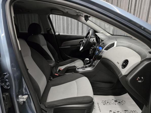 Chevrolet Cruze I Рестайлинг с пробегом 2013 года, цена 775 000 рублей, 170000 км, универсал, Автокод Объявления