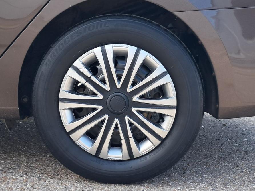 Hyundai Solaris I Рестайлинг Набережные Челны  - изображение 22